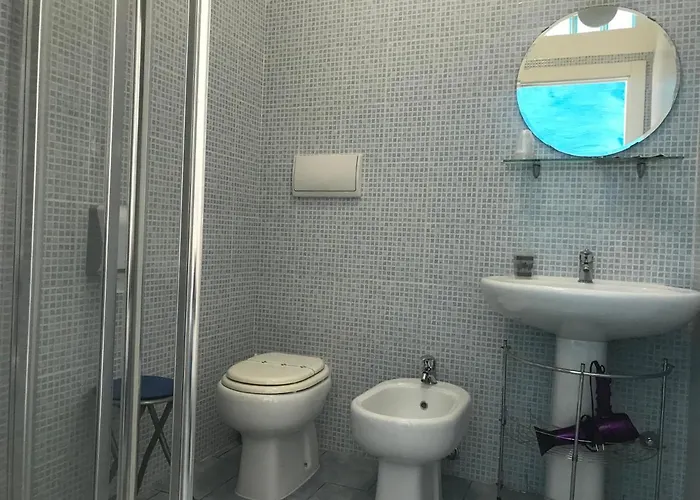 Divino Bed & Breackfast 3* מנפרדוניה